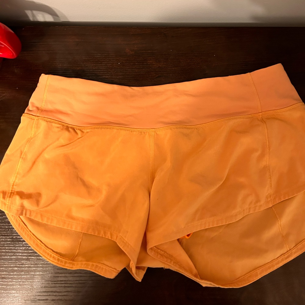 Lululemon Speed Up Shorts 2.5